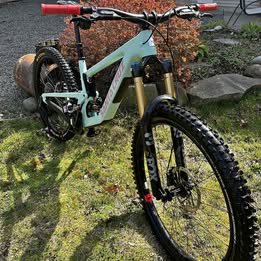 Santa Cruz Bronson Full Suspension Electric Mountain Bike